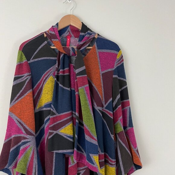 IC by Connie K Bell Sleeve Geometric Knit Tie Neck Tunic Size Large - Picture 6 of 6